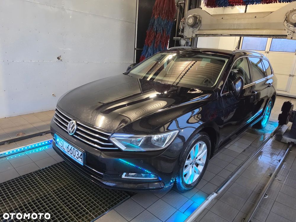 Volkswagen Passat 2.0 TDI SCR DSG Business - 5