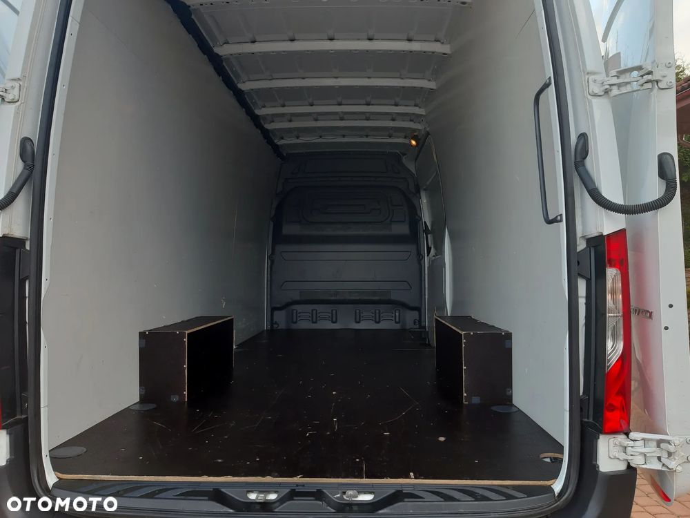 Mercedes-Benz Sprinter 317 CDI - 35