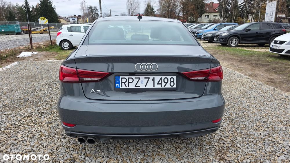 Audi A3 Limousine 2.0 TFSI quattro S tronic design - 4