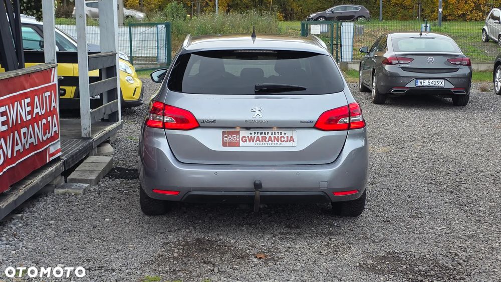 Peugeot 308 e-HDi 115 Stop & Start Allure - 24