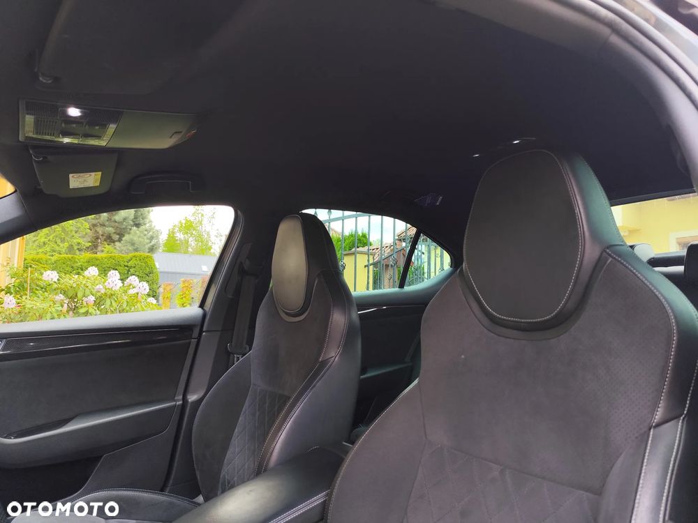 Skoda Superb 2.0 TSI 4x4 Sportline DSG - 19