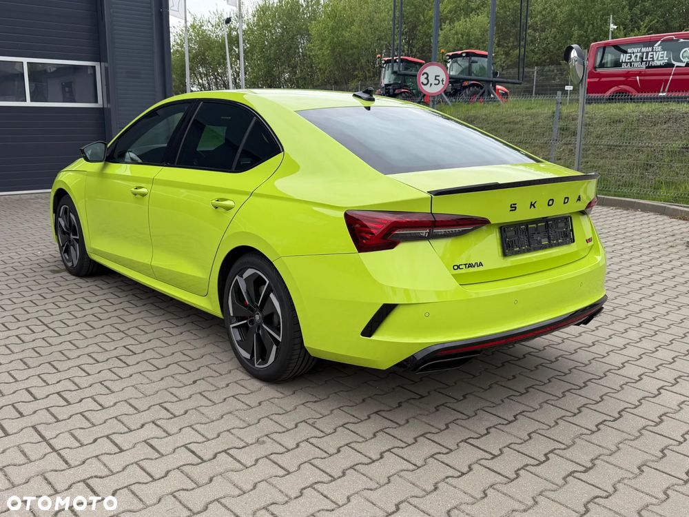 Skoda Octavia - 3