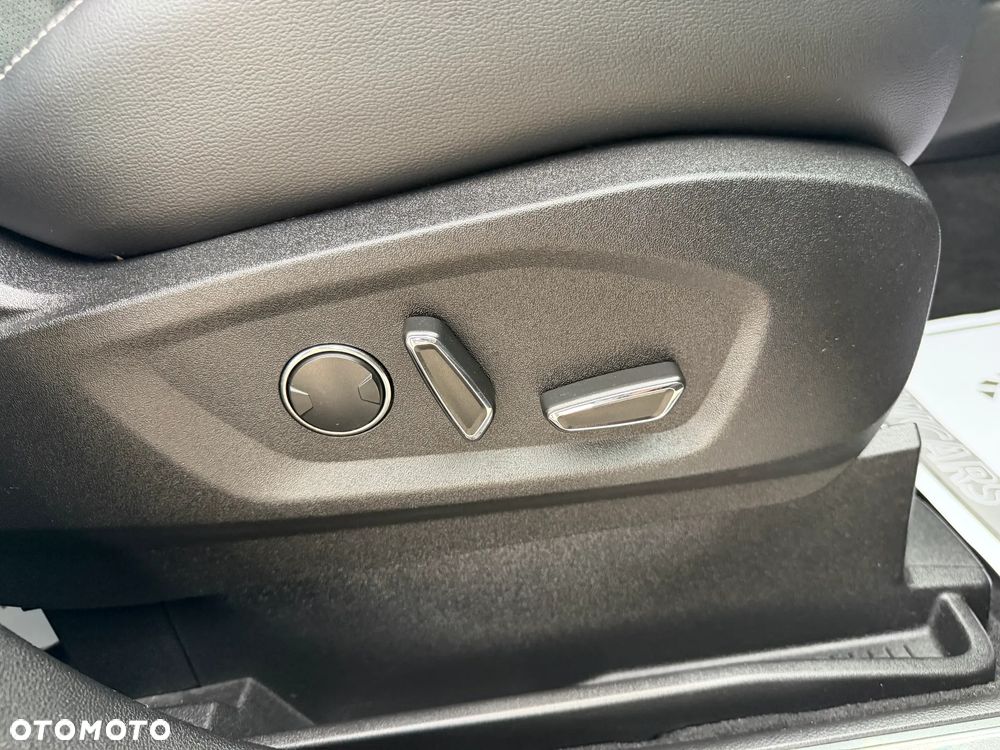 Ford S-Max 1.5 Eco Boost Start-Stopp Titanium - 24