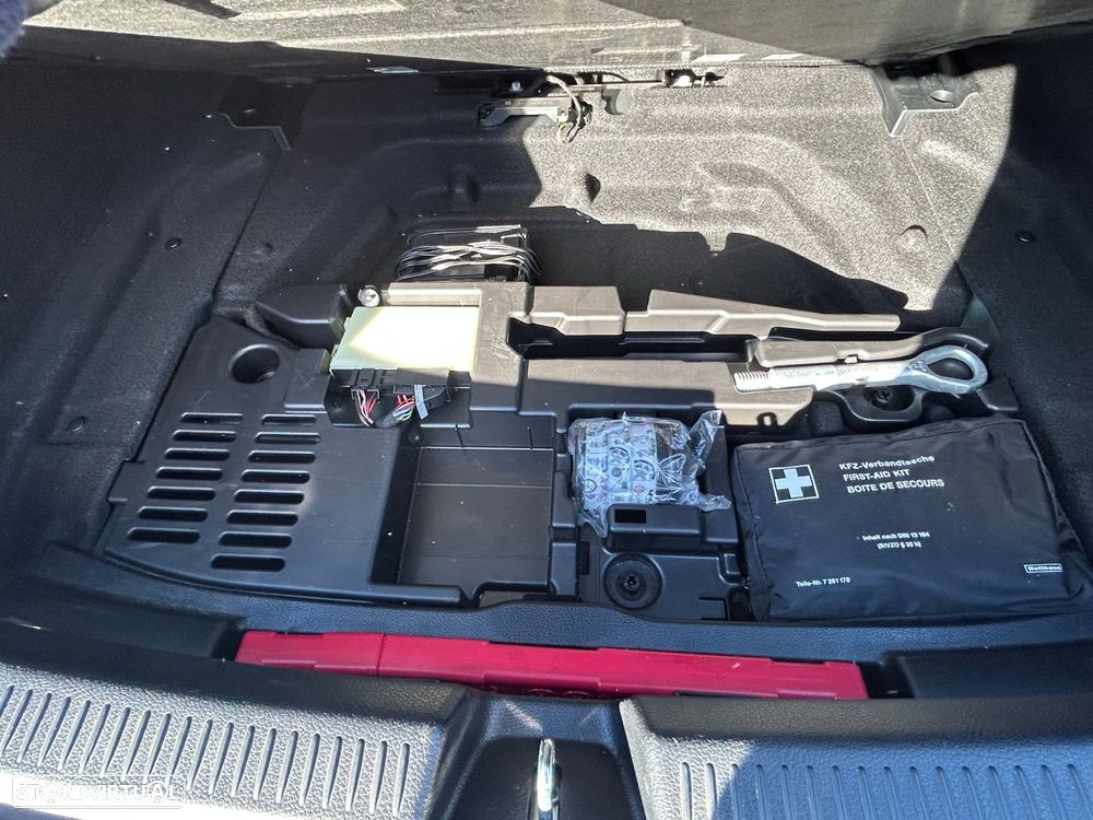 Mercedes-Benz A 180 d Progressive Aut. - 24