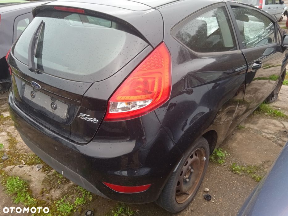 Na części Ford Fiesta MK7 D9 Silnik Skrzynia Maska Zderzak Drzwi Klapa Szyba - 1
