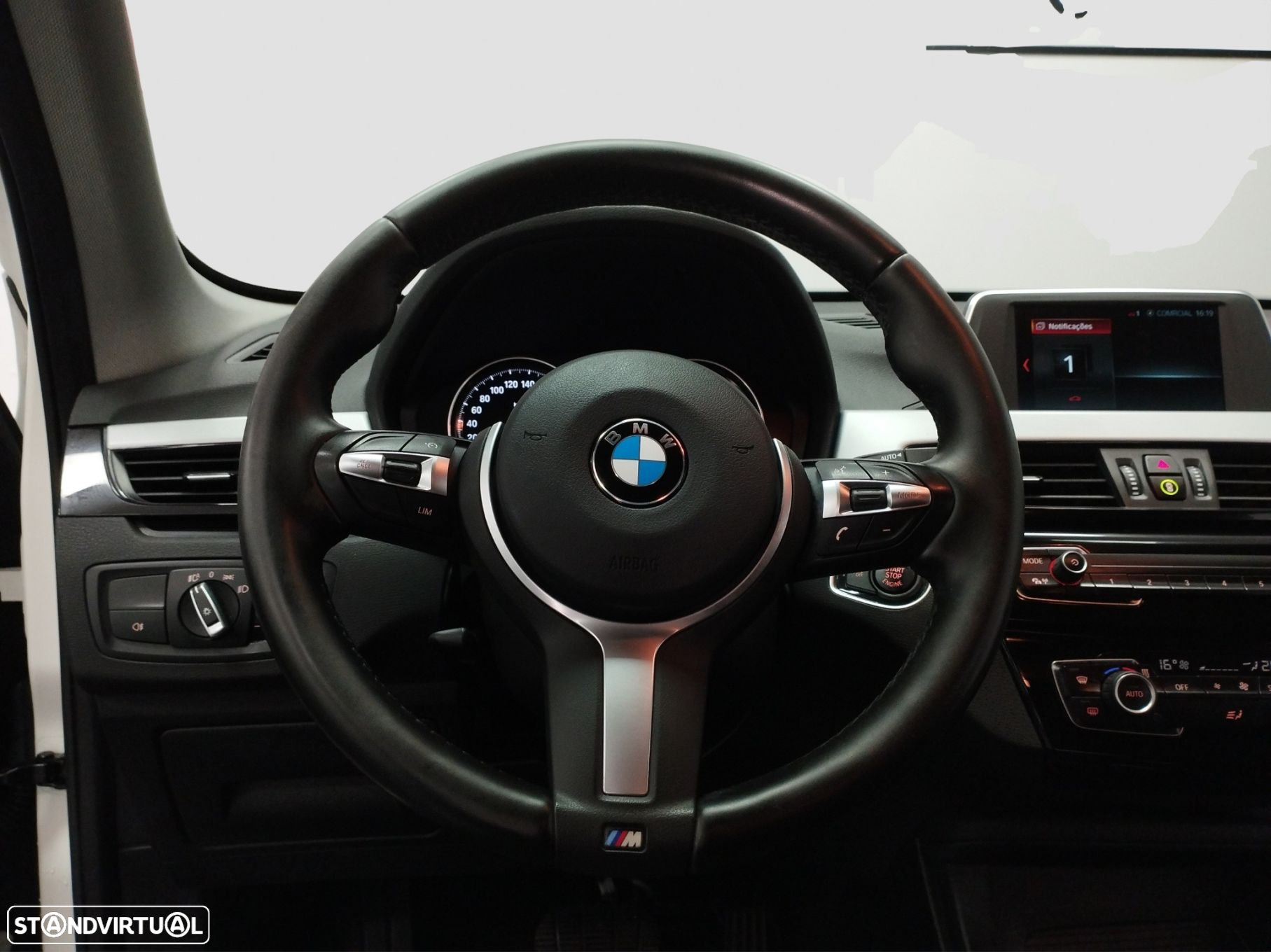 BMW X1 16 d sDrive Auto - 8