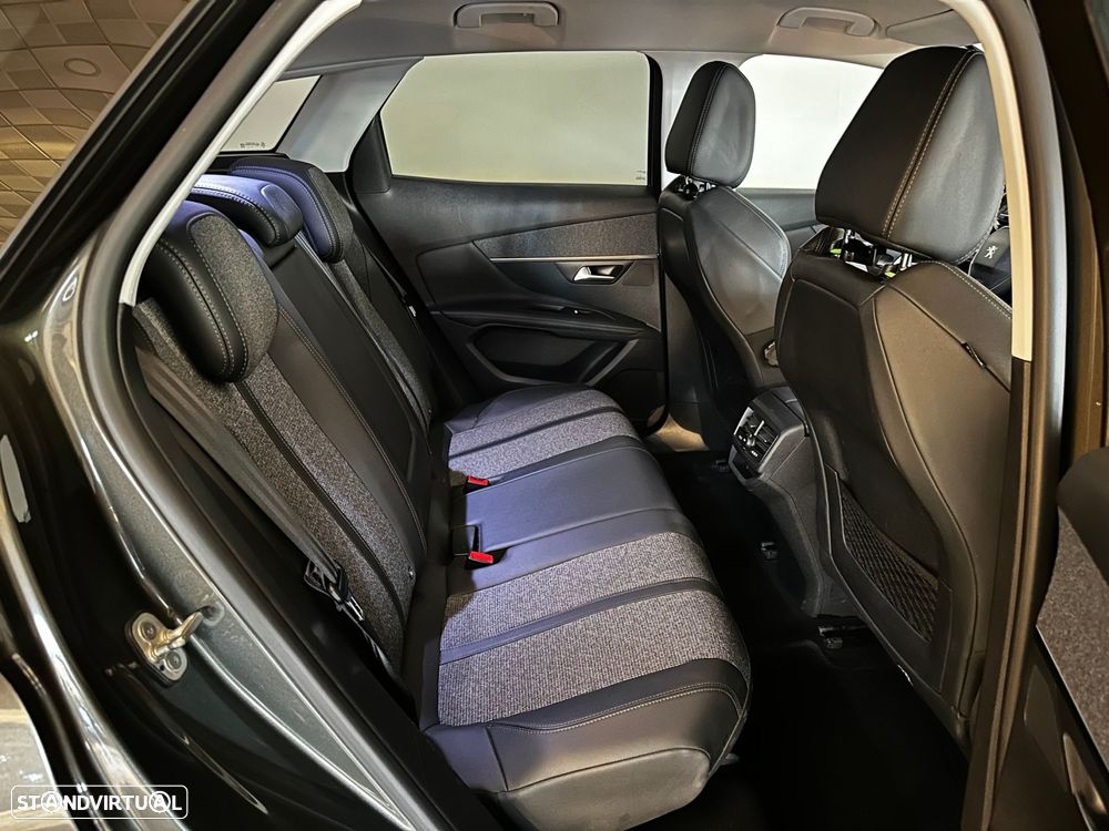 Peugeot 3008 1.5 BlueHDi Allure - 32