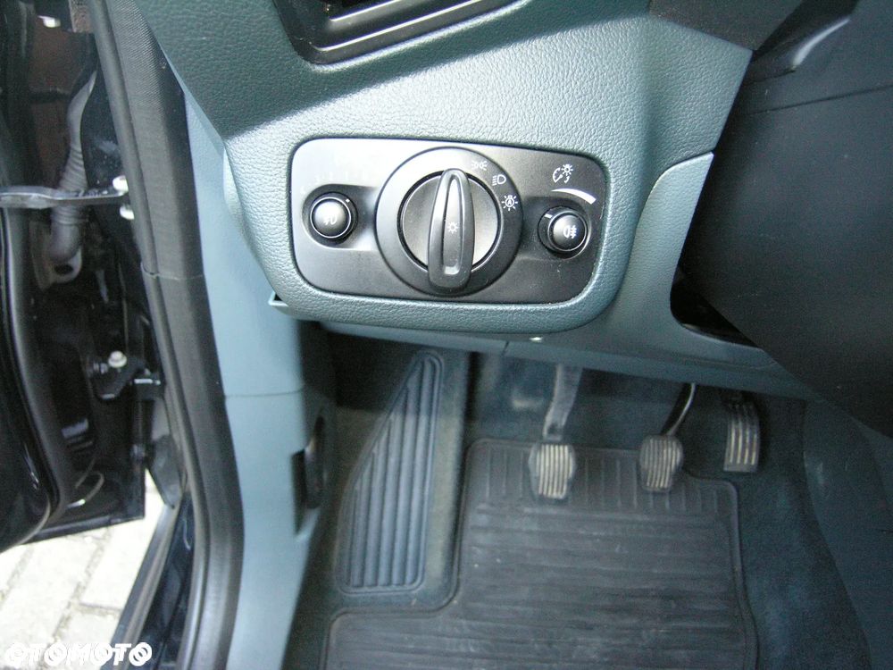 Ford C-MAX 1.6 TDCi Start-Stop-System Business Edition - 22