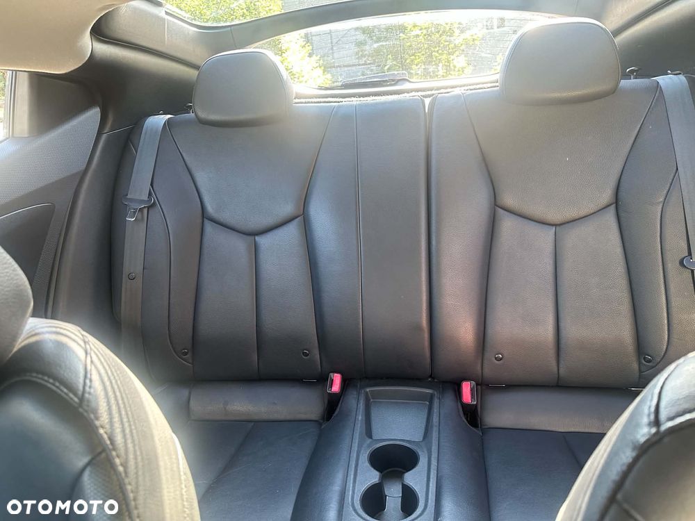 Hyundai Veloster 1.6 GDI Comfort - 10
