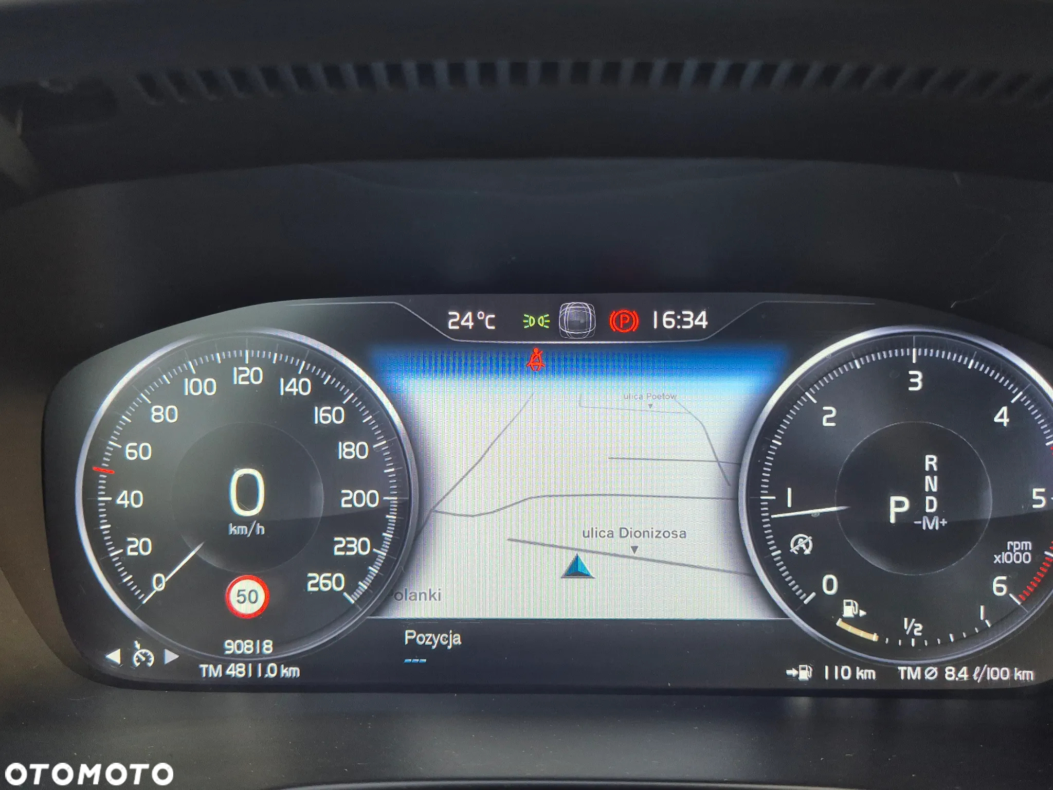Volvo XC 40 D3 AWD Momentum Pro - 18