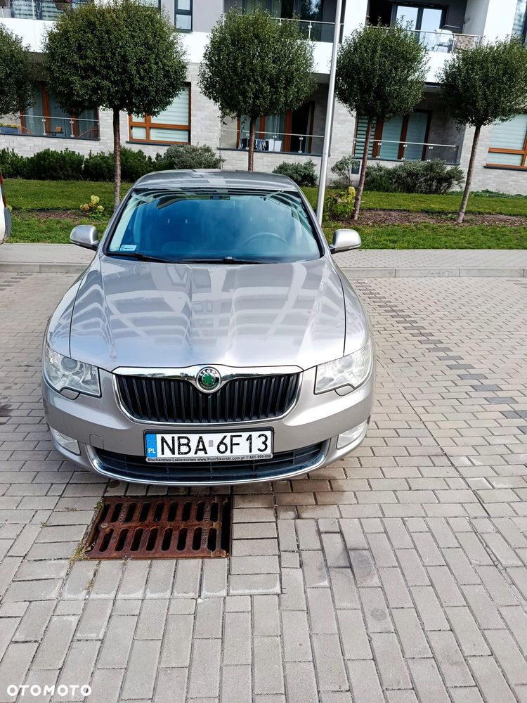 Skoda Superb 2.0 TDI Elegance - 14