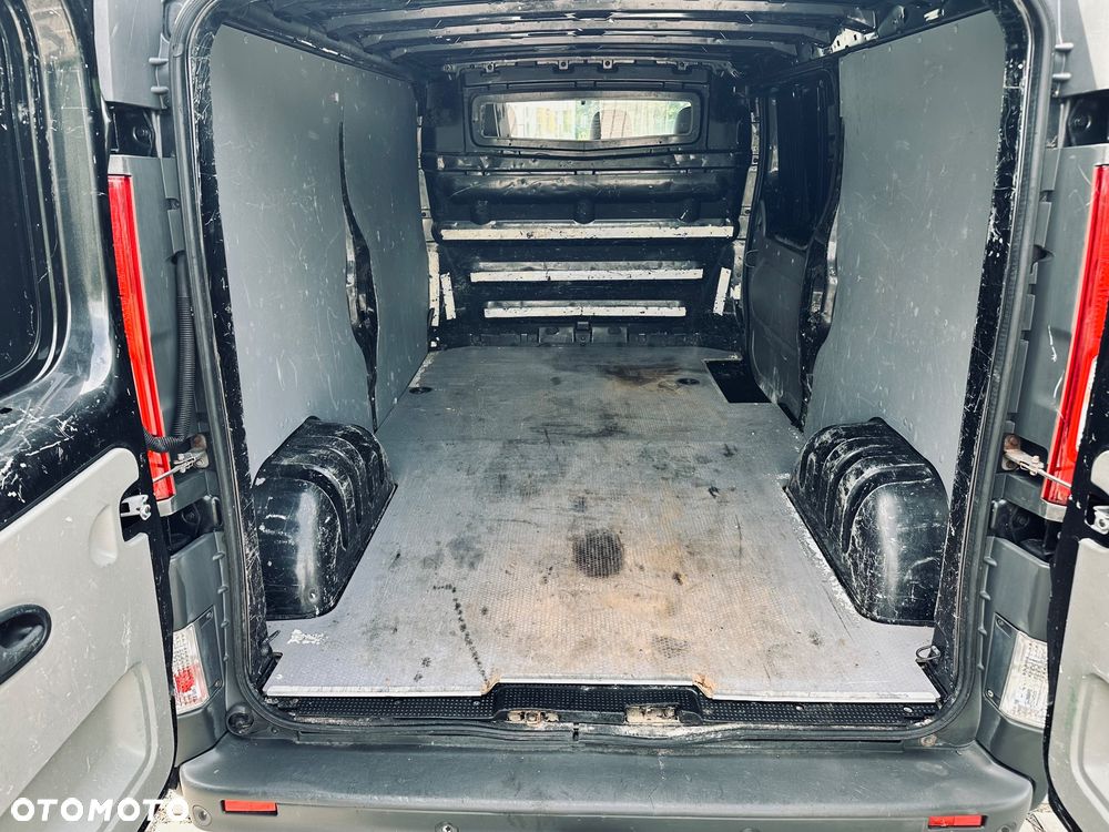 Renault Trafic - 9