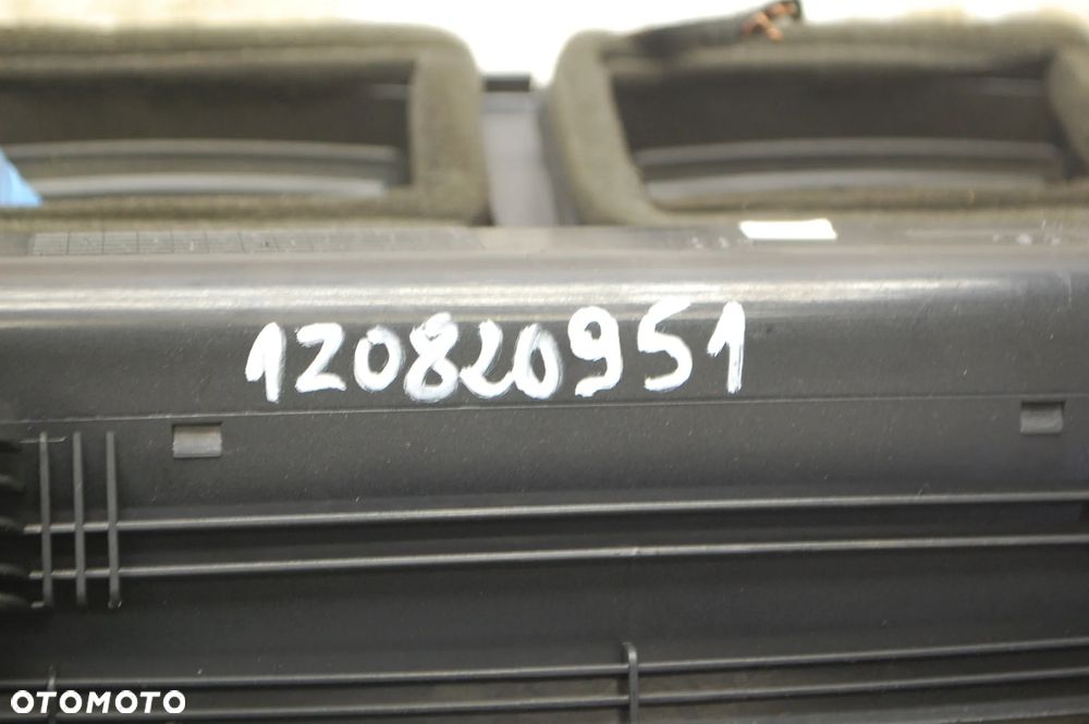 KRATKA NAWIEWU ŚRODKOWA + SCHOWEK 1Z0820951 SKODA OCTAVIA II - 4