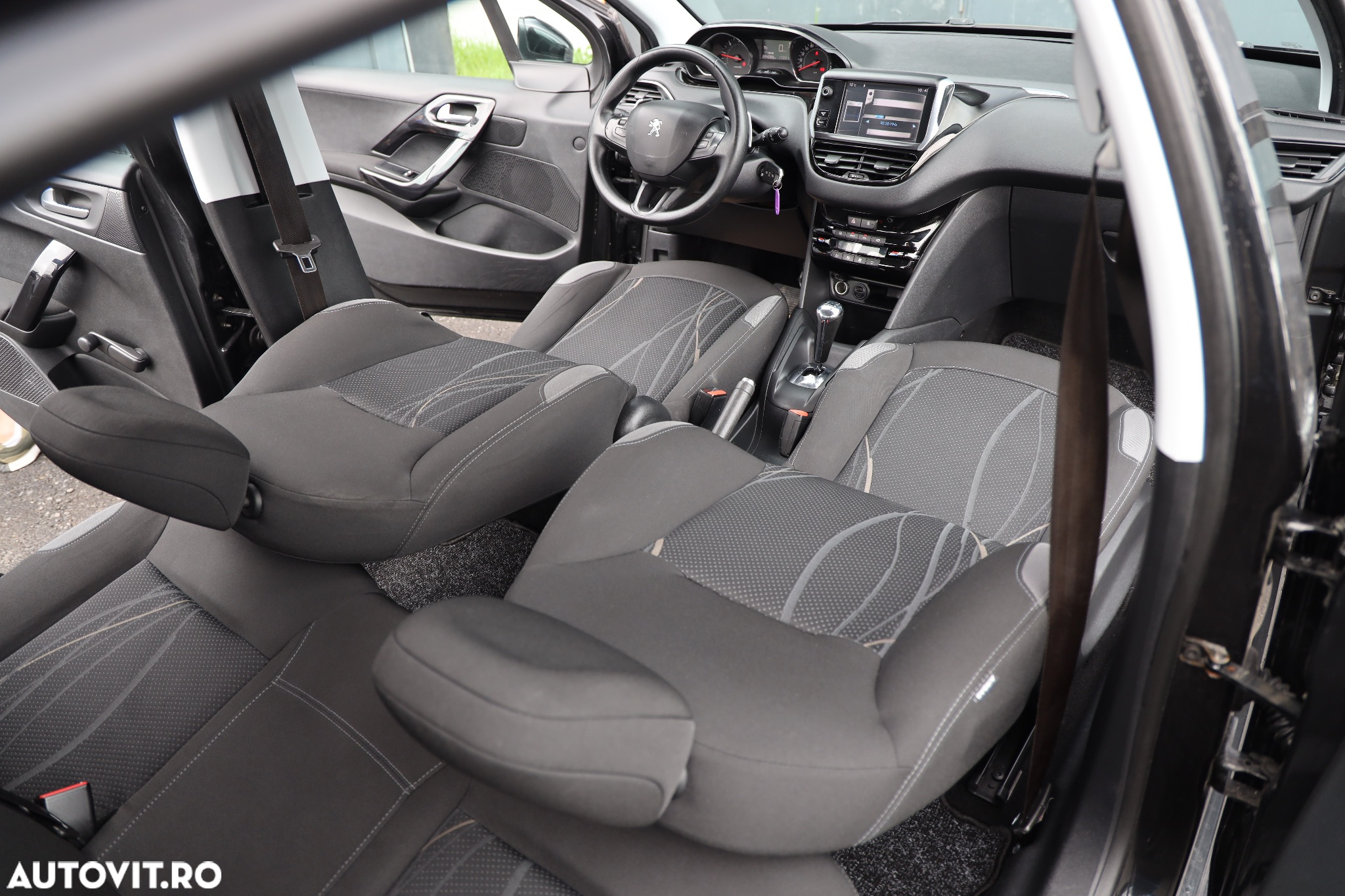 Peugeot 208 1.4 HDi FAP STT Active - 19