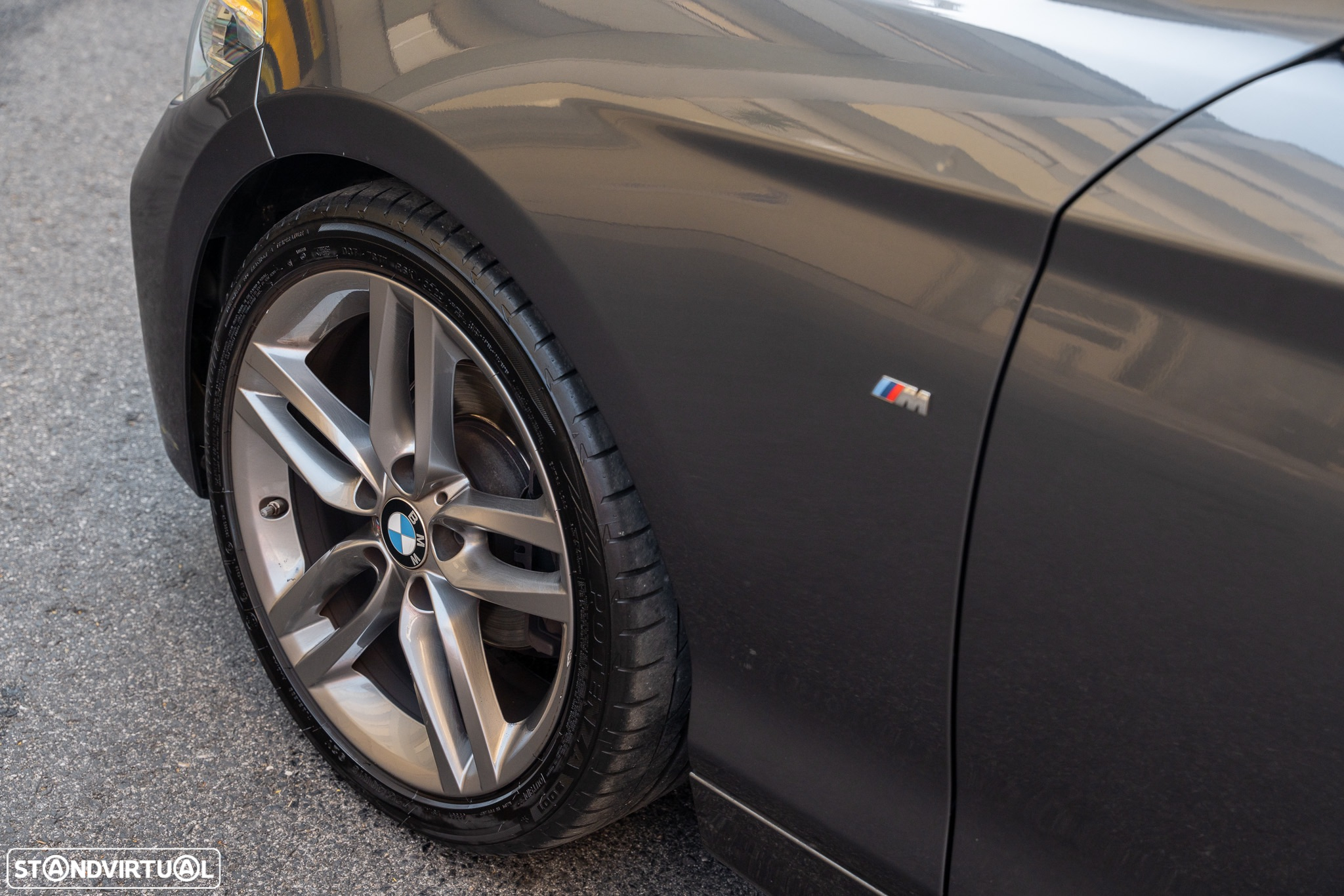 BMW 116 d Pack M - 15