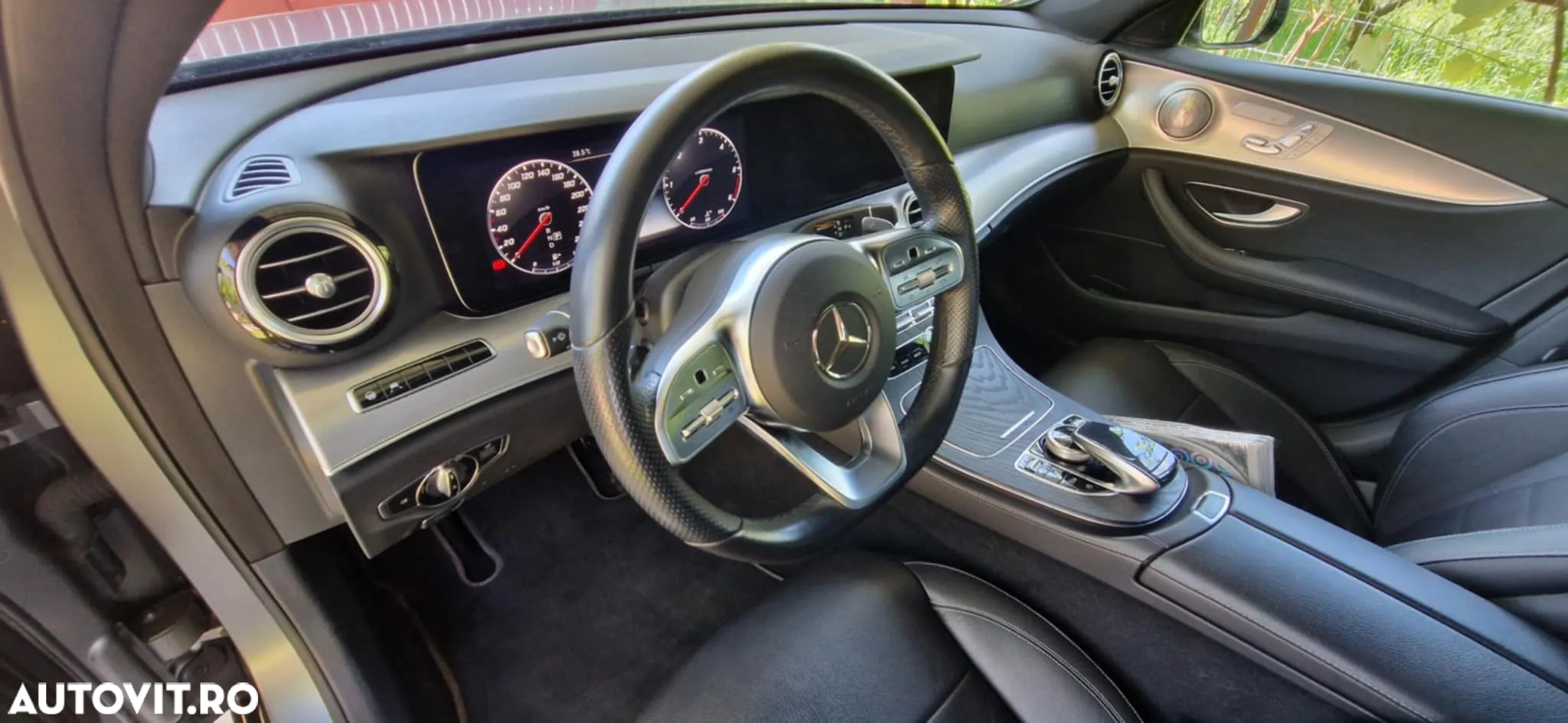 Mercedes-Benz E 220 d 4Matic 9G-TRONIC Sportstyle Edition - 12