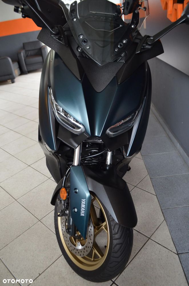 Yamaha X-max - 9