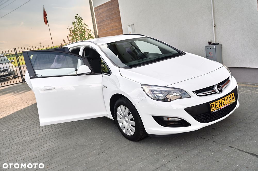 Opel Astra 1.6 Style - 23