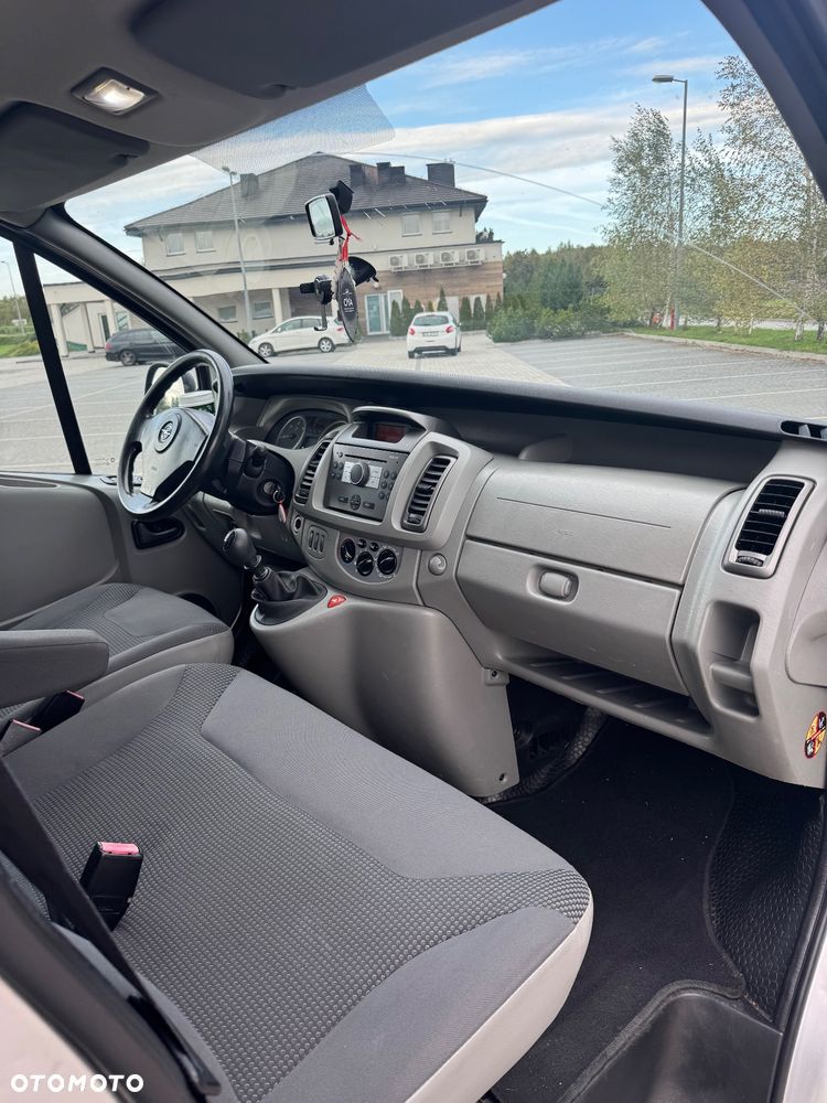 Opel Vivaro L2H1 2.9t - 8