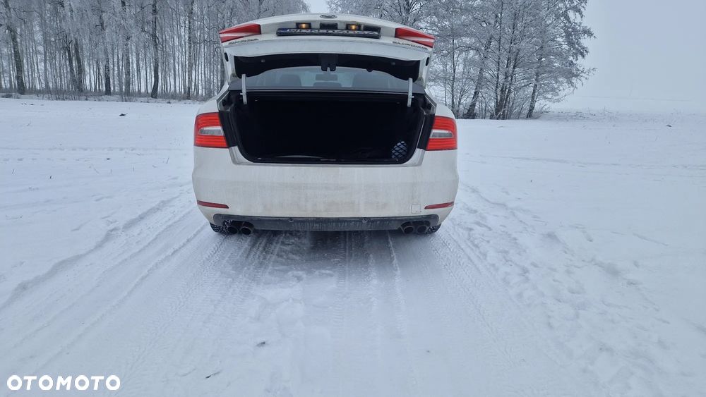 Skoda Superb 2.0 TSI L&K DSG - 6