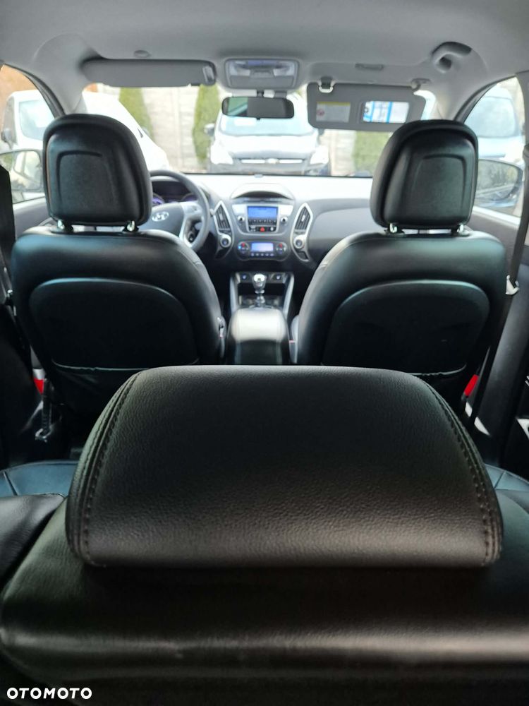 Hyundai ix35 - 11
