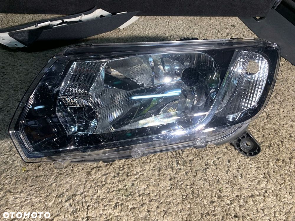DACIA LOGAN SANDERO 2 II LEWA LAMPA PRZÓD REFLEKTOR 260608494R - 3