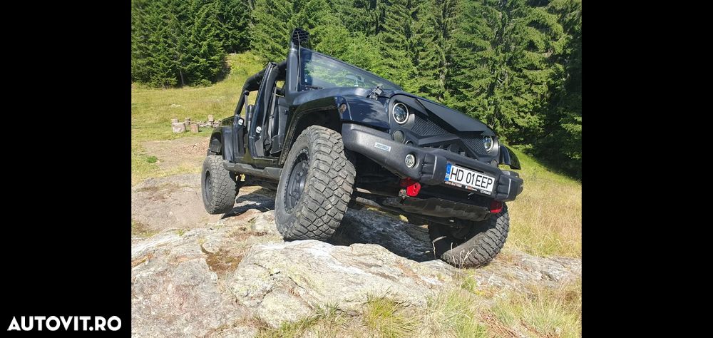 Jeep Wrangler 2.8 CRD AT Sahara - 24