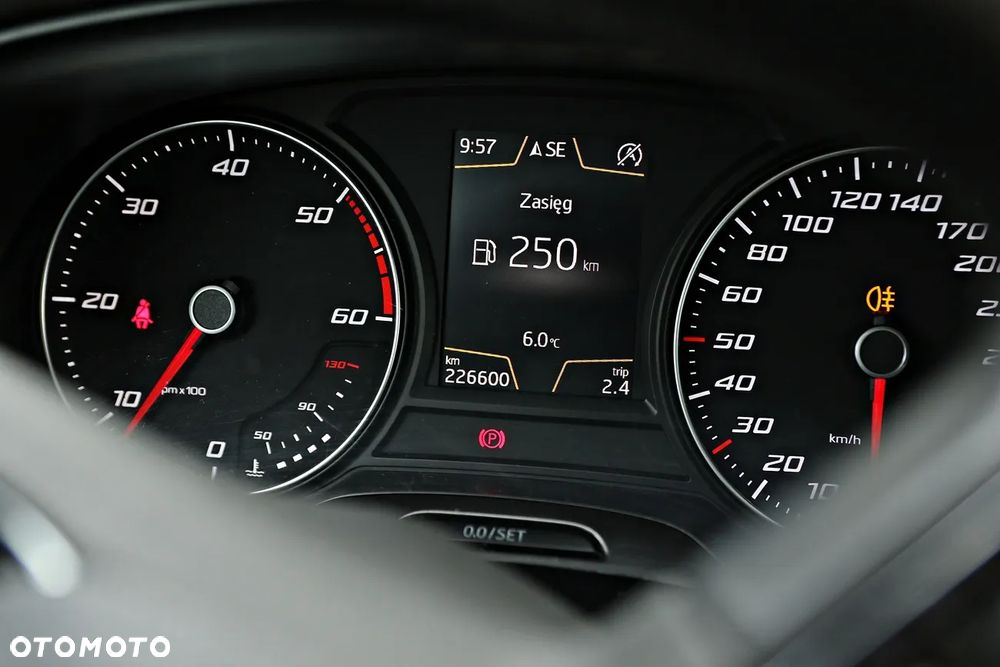 Seat Leon 2.0 TDI DPF Style - 30