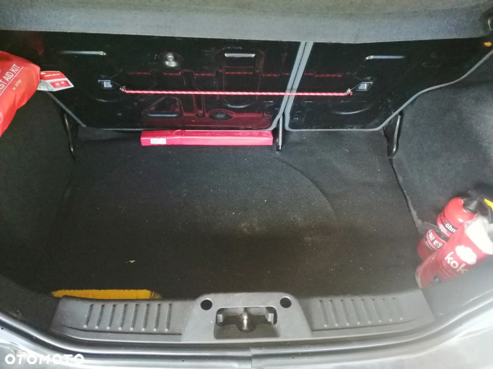 Ford Fiesta 1.4 TDCi Trend - 8