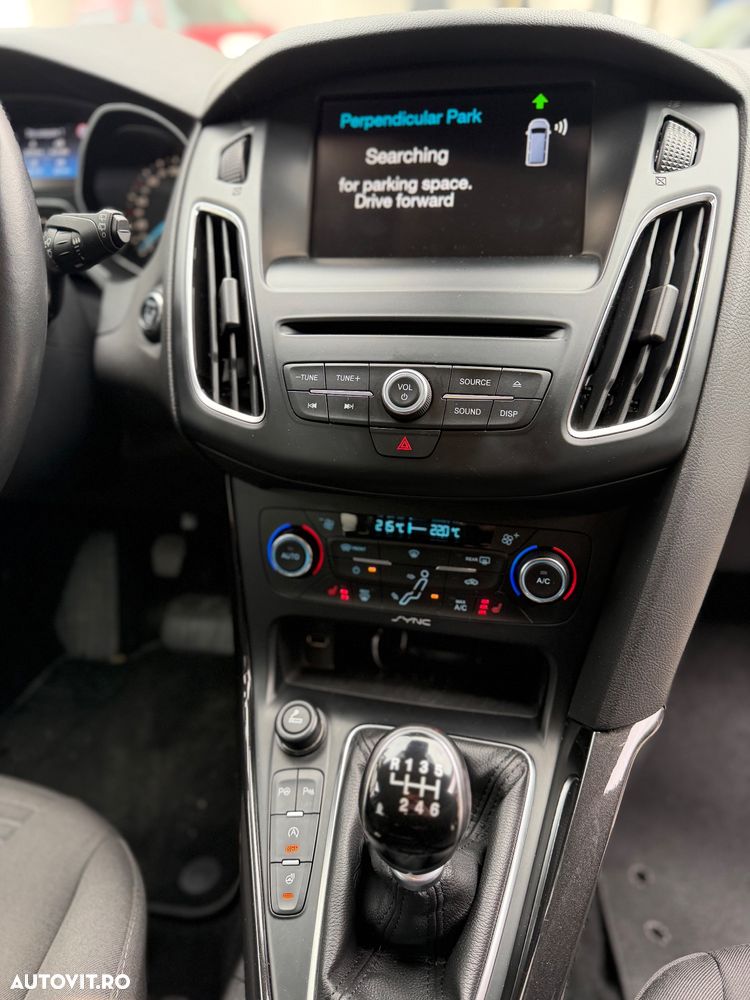 Ford Focus 1.5 TDCi Titanium - 12