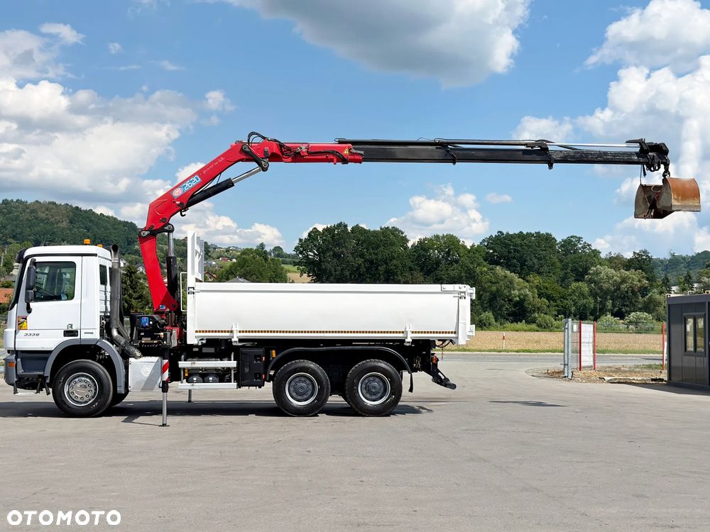 Mercedes-Benz ACTROS 3336 * Wywrotka 5,10 m + HMF 2620 K3 + PILOT * 6x4*STAN BDB - 7