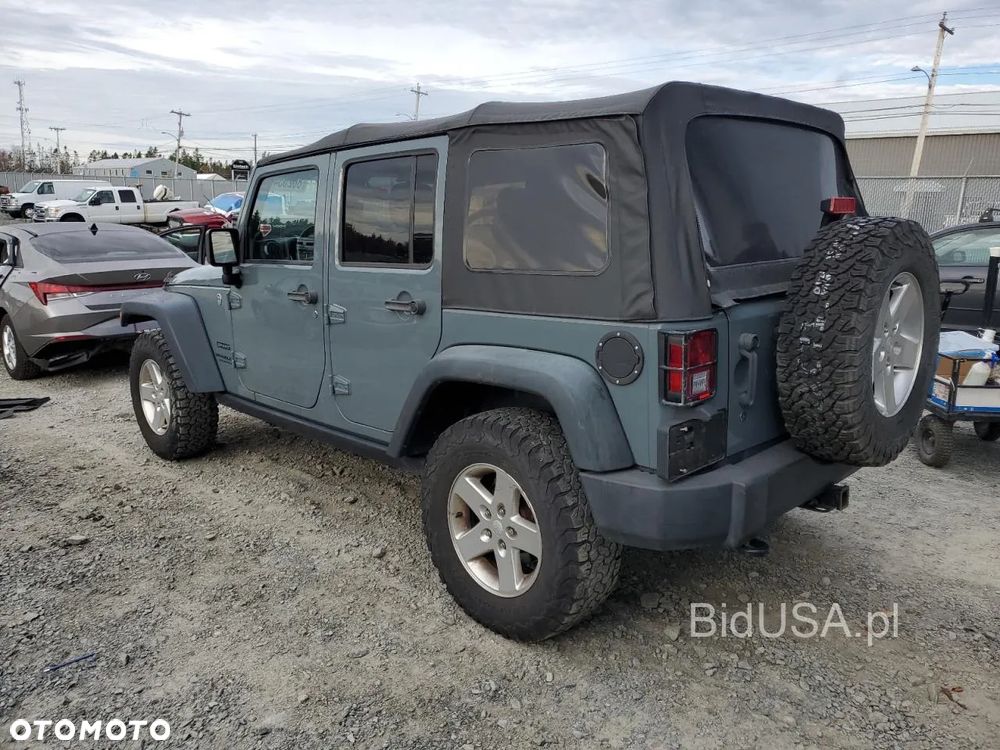Jeep Wrangler 3.6 Unlim X - 3