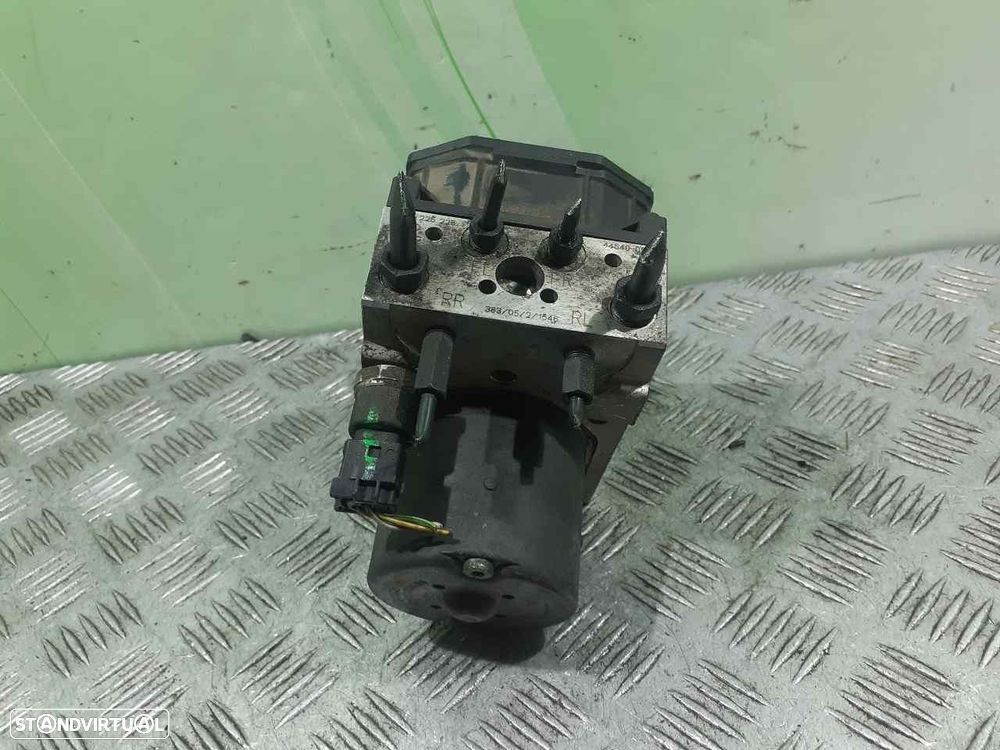 ABS TOYOTA AVENSIS 2003 - 1