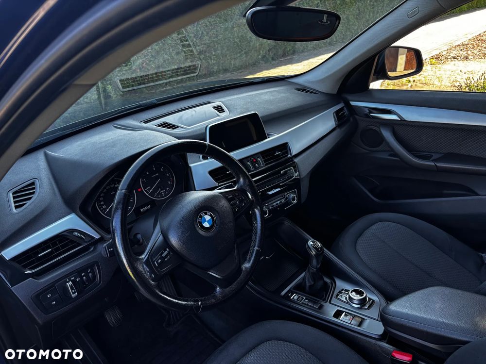 BMW X1 sDrive16d - 10