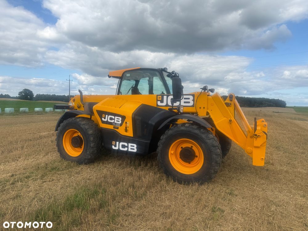 JCB 541-70 Agrisuper - 1