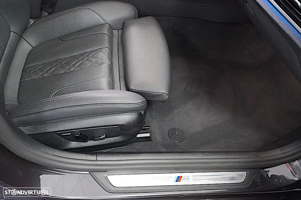 BMW 530 e Pack M - 14