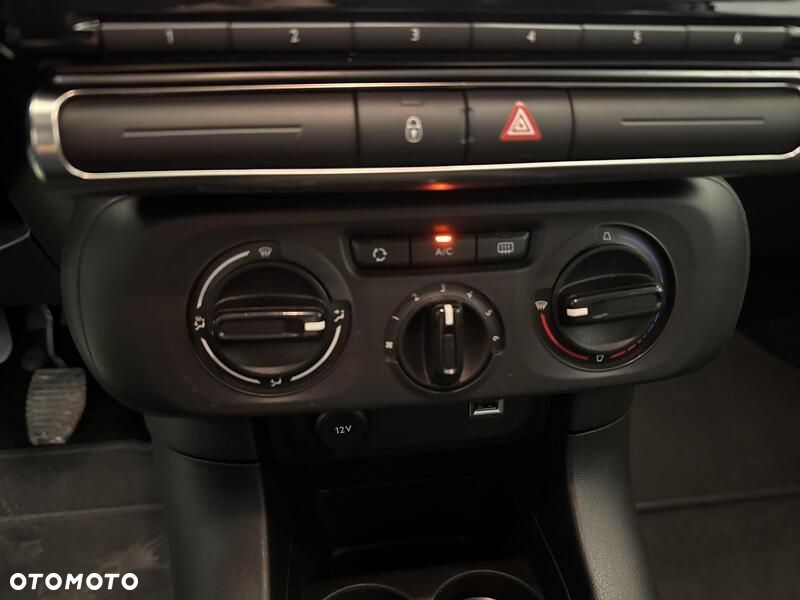 Citroën C3 1.2 PureTech Feel - 16