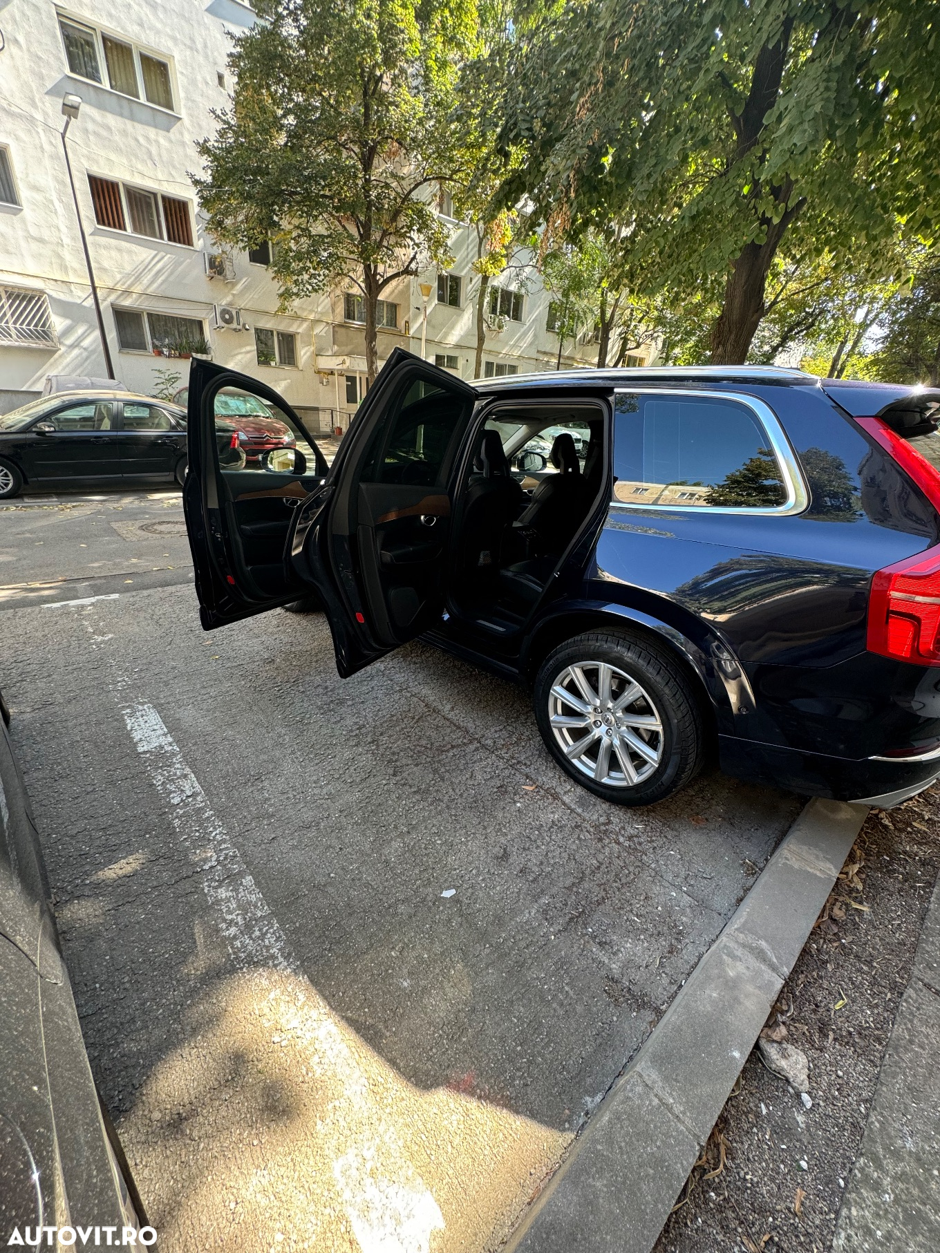Volvo XC 90 T8 AWD Twin Engine Geartronic Inscription - 12