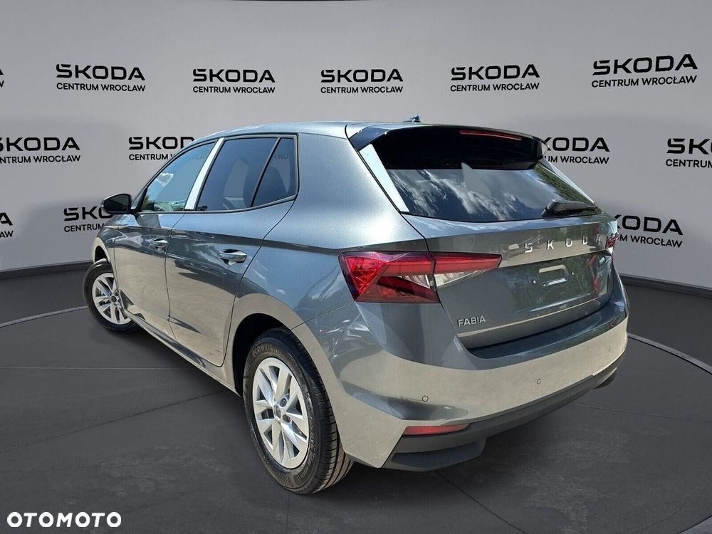 Skoda Fabia - 11