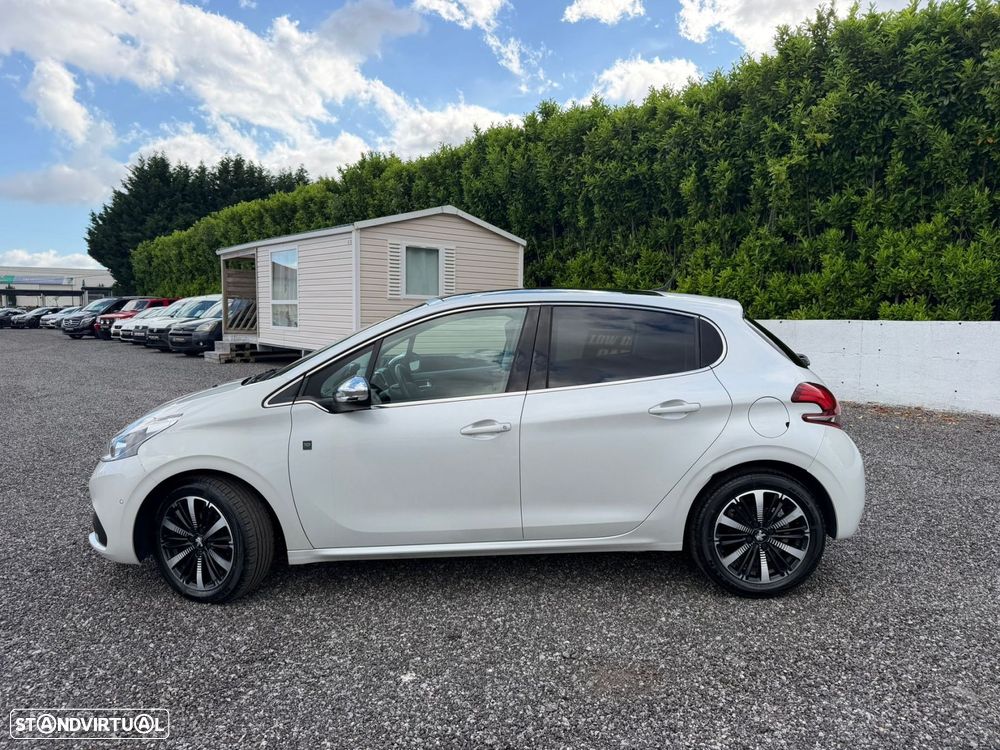 Peugeot 208 1.2 PureTech GT Line - 14