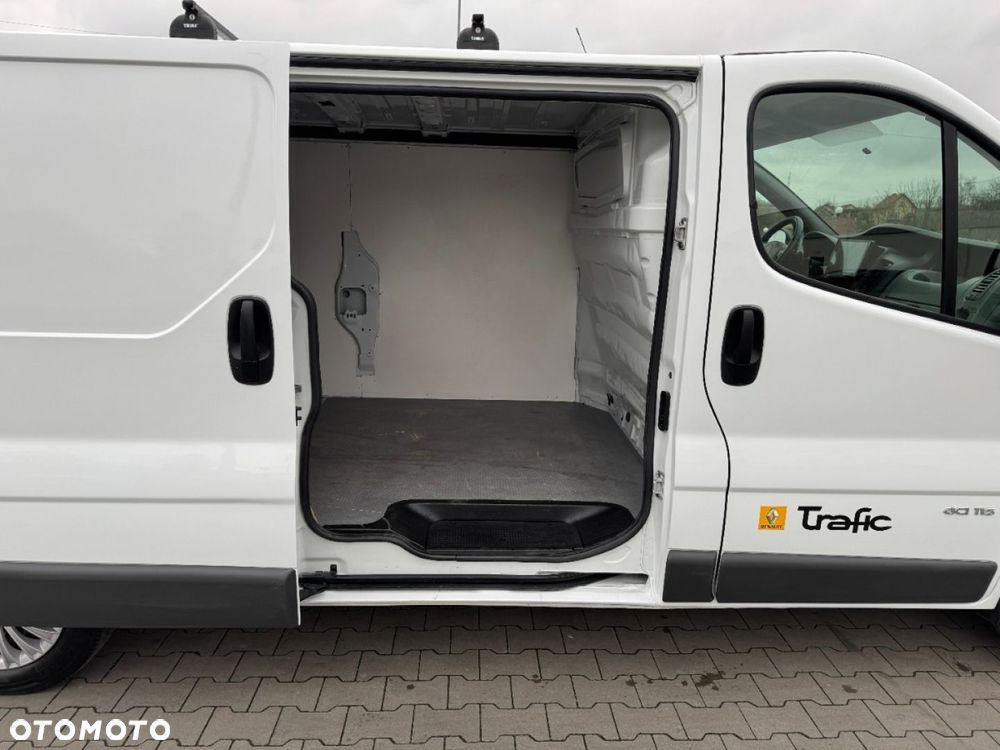 Renault Trafic - 28