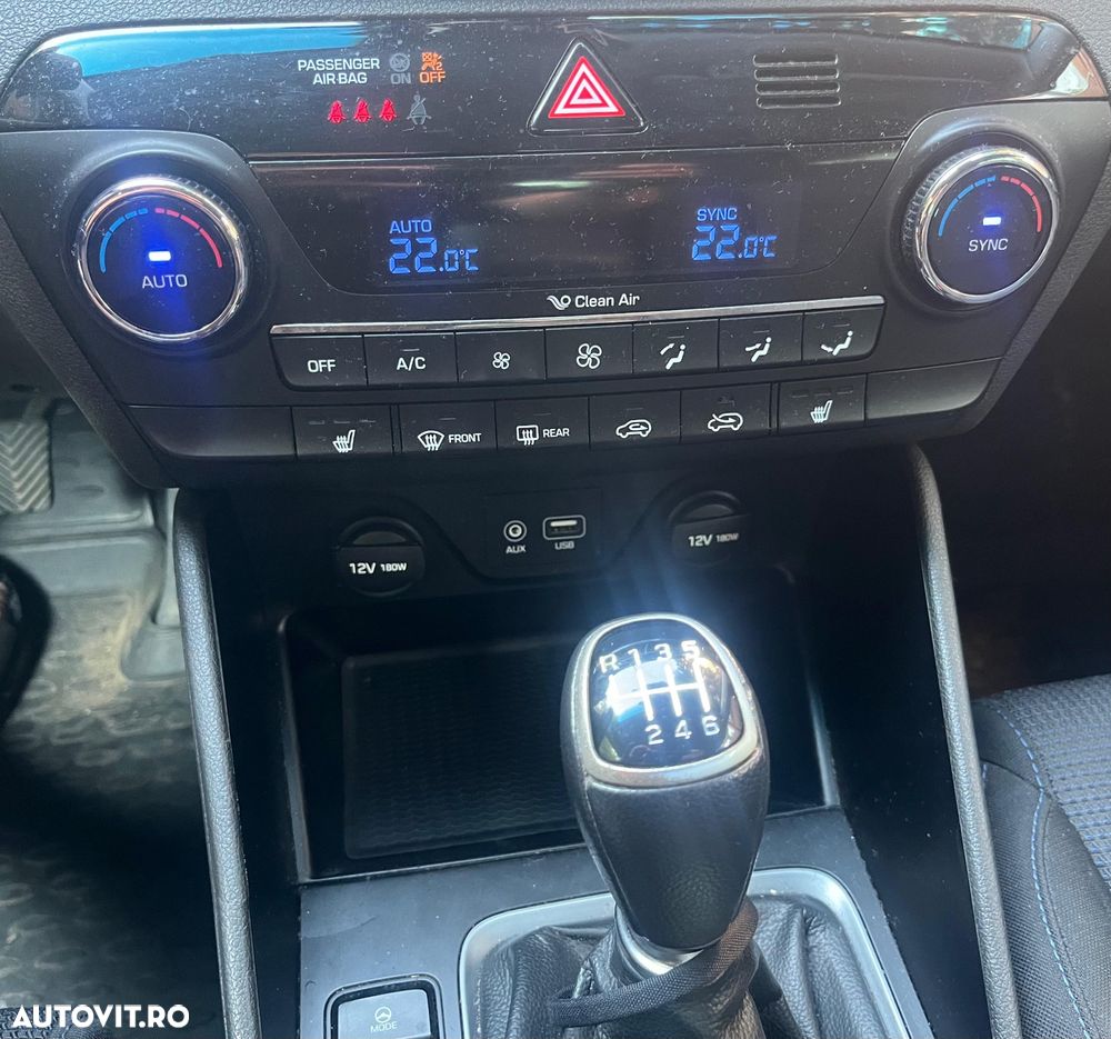 Hyundai Tucson 2.0 CRDI 2WD Style - 11