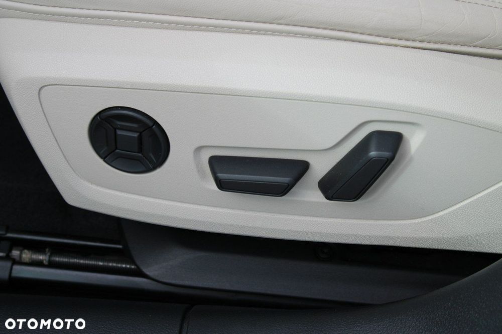 Audi A6 Avant - 24
