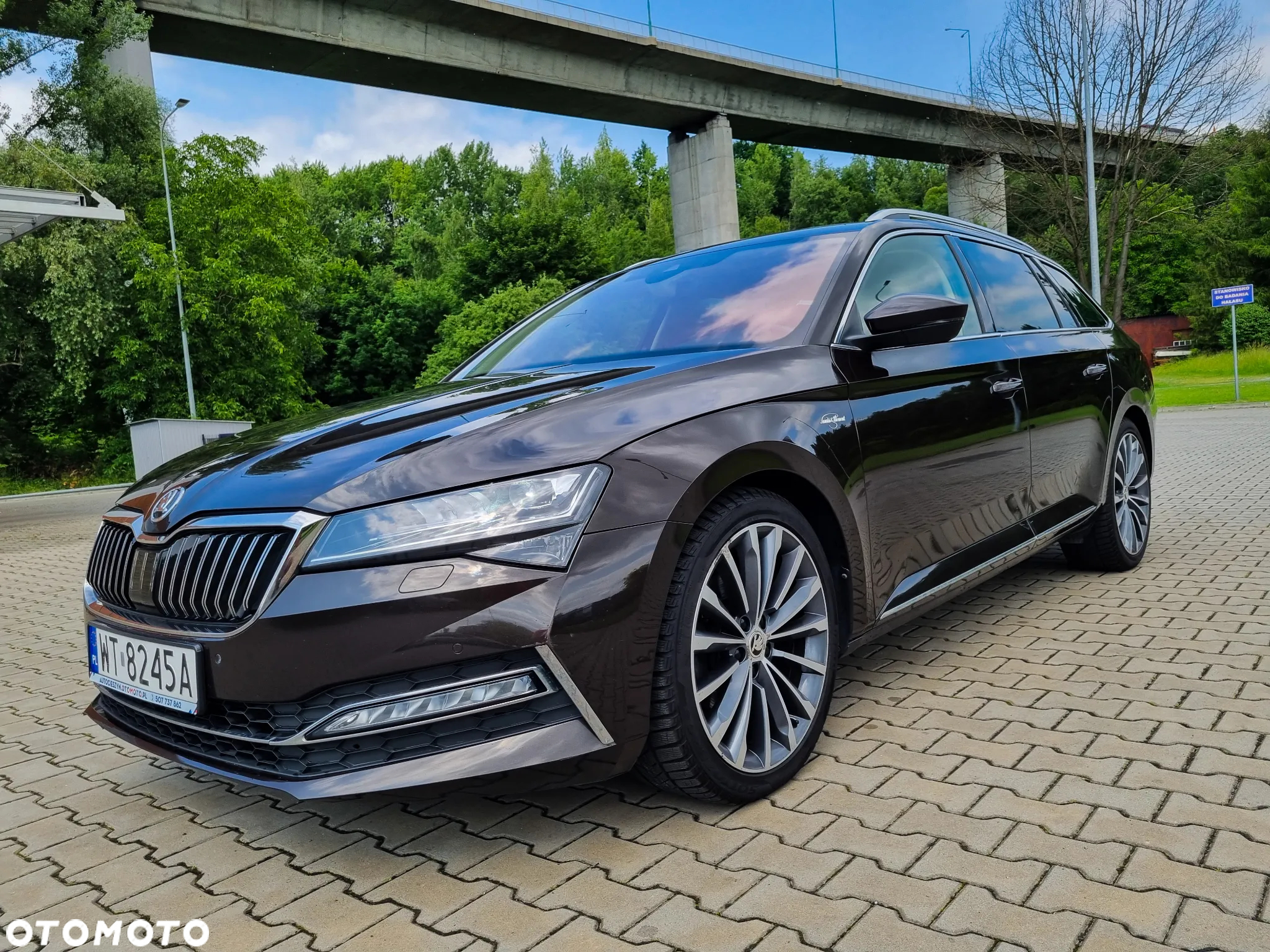 Skoda Superb 2.0 TDI 4x4 L&K DSG - 33