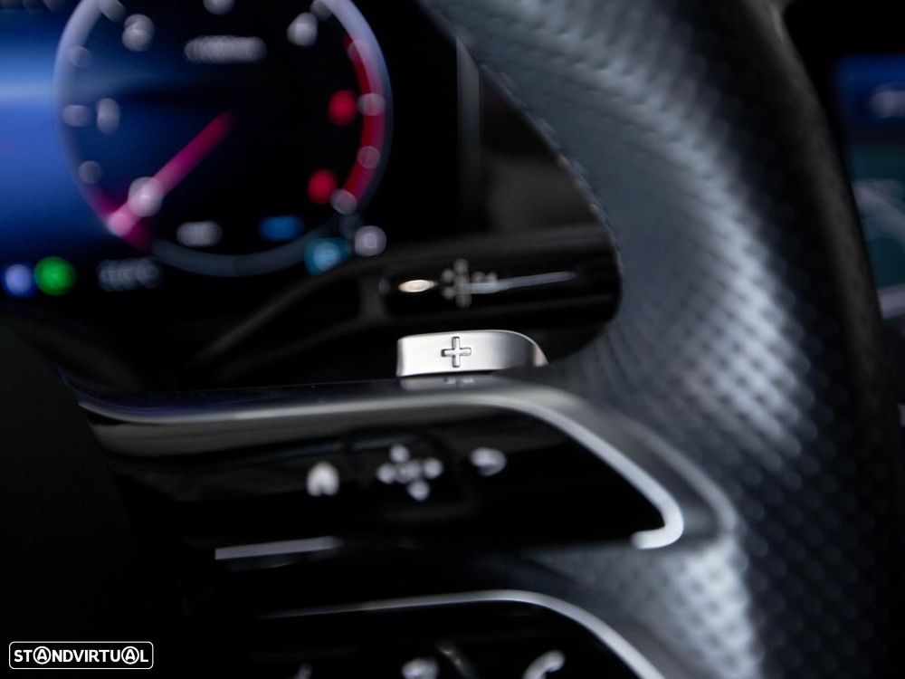 Mercedes-Benz GLC 220 d 4Matic 9G-TRONIC AMG Line Advanced - 22