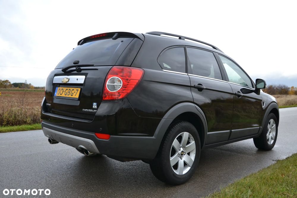 Chevrolet Captiva 2.4 LS - 25