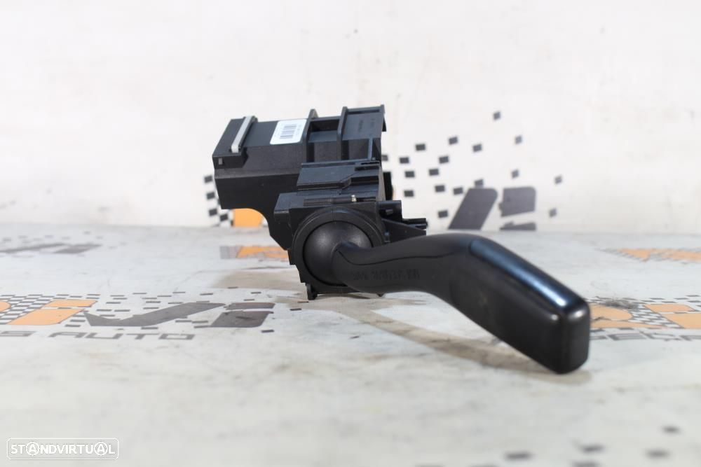 Manete Das Luzes / Piscas Audi A4 (8E2, B6)  8E0953513a - 2