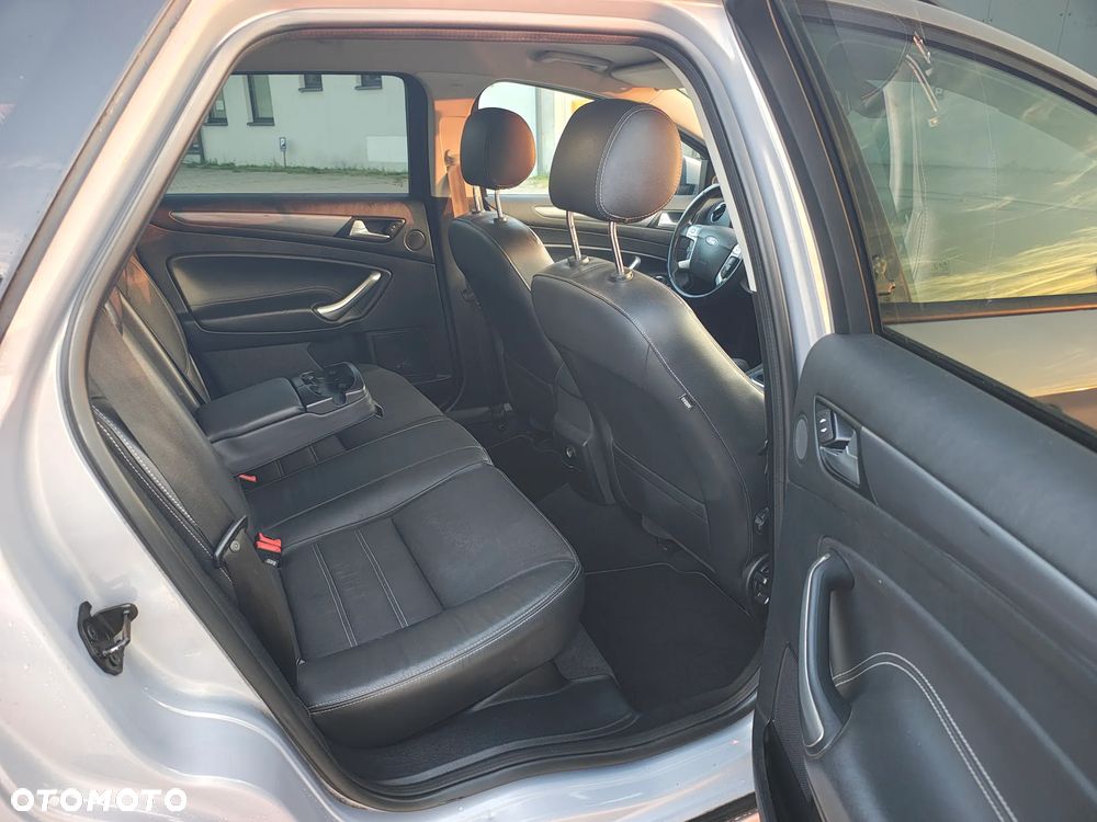Ford Mondeo 2.0 TDCi Champions Edition - 11