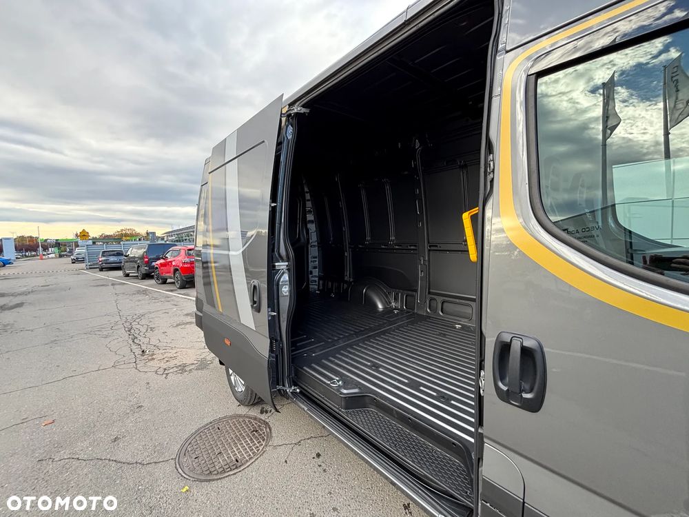 Iveco Daily L3H2 12m3 automat - 10