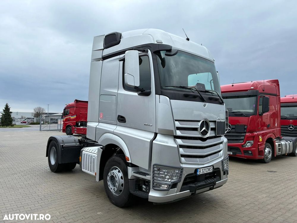 Mercedes-Benz Actros - 2